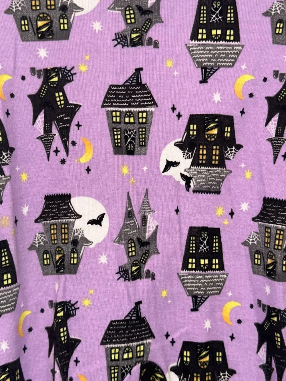 Old Navy Halloween Haunted House Zip Up Footed 1 Piece Pajamas NEW Newborn 7 lbs